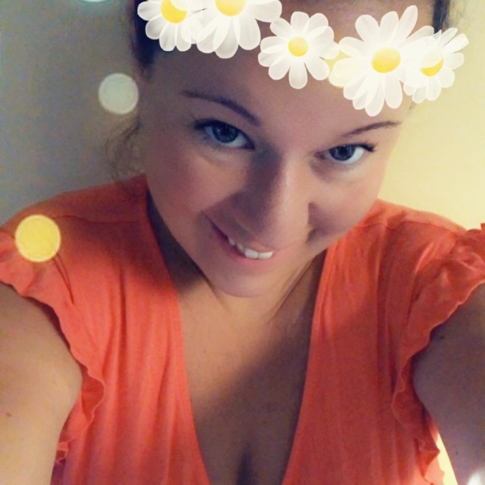 Meet your Posher, Glorya